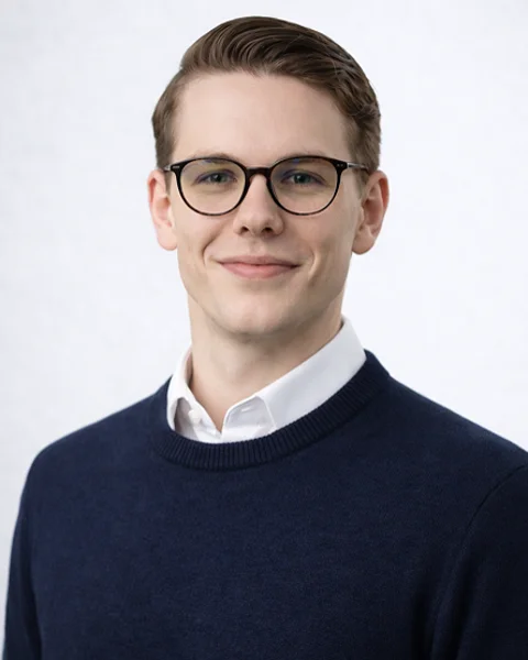 Portrait of Tim Breuer